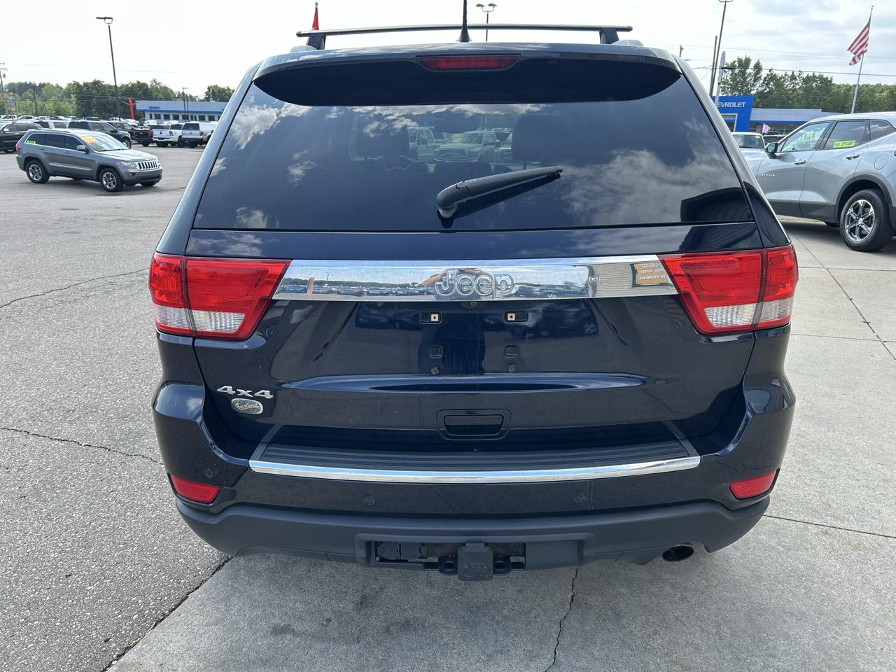 Jeep Grand Cherokee 4WD 4dr Overland 2011