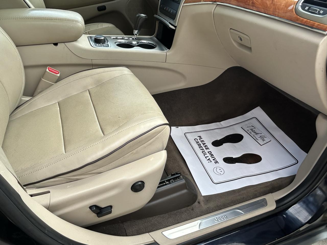 Jeep Grand Cherokee 4WD 4dr Overland 2011