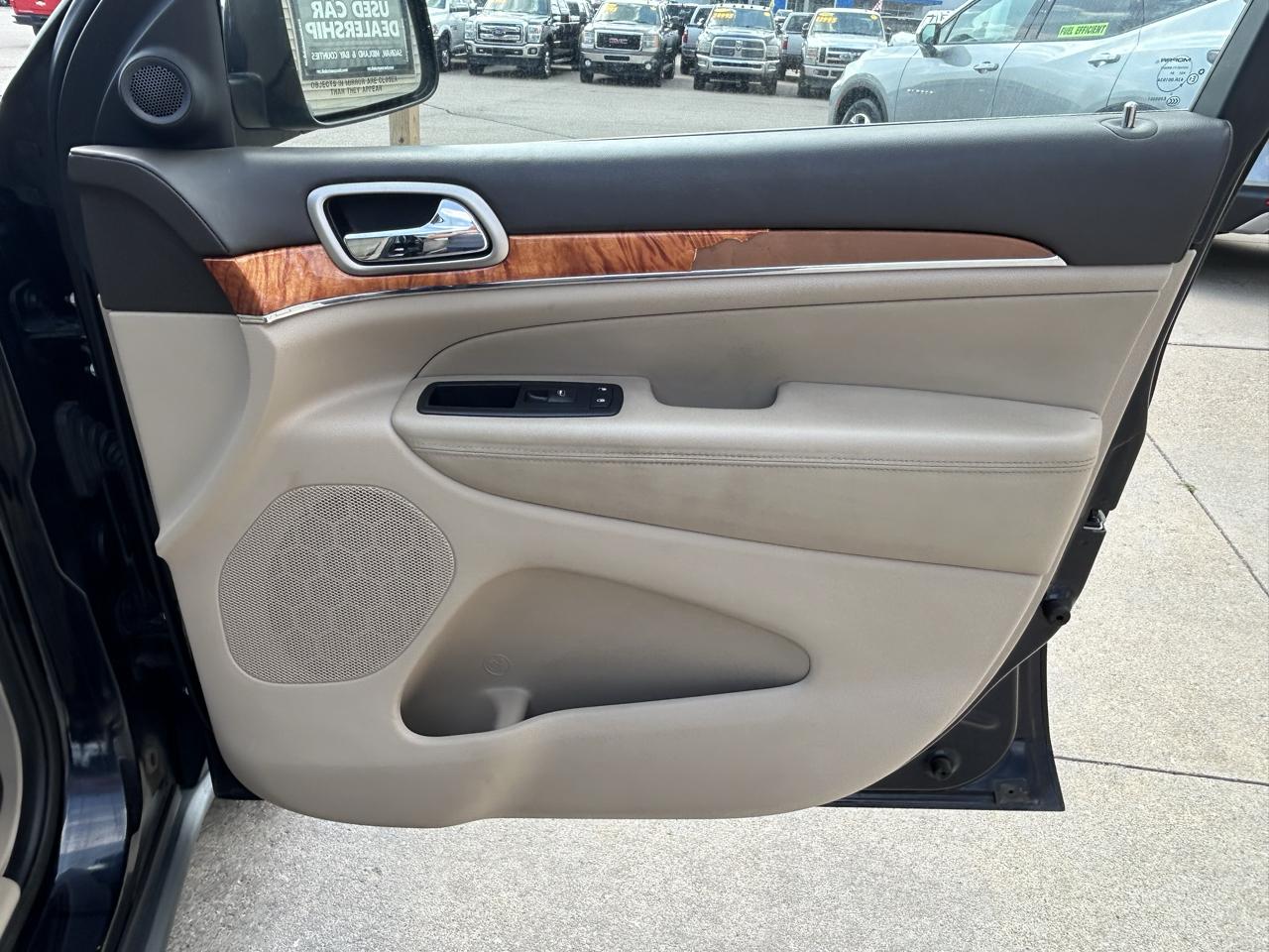 Jeep Grand Cherokee 4WD 4dr Overland 2011
