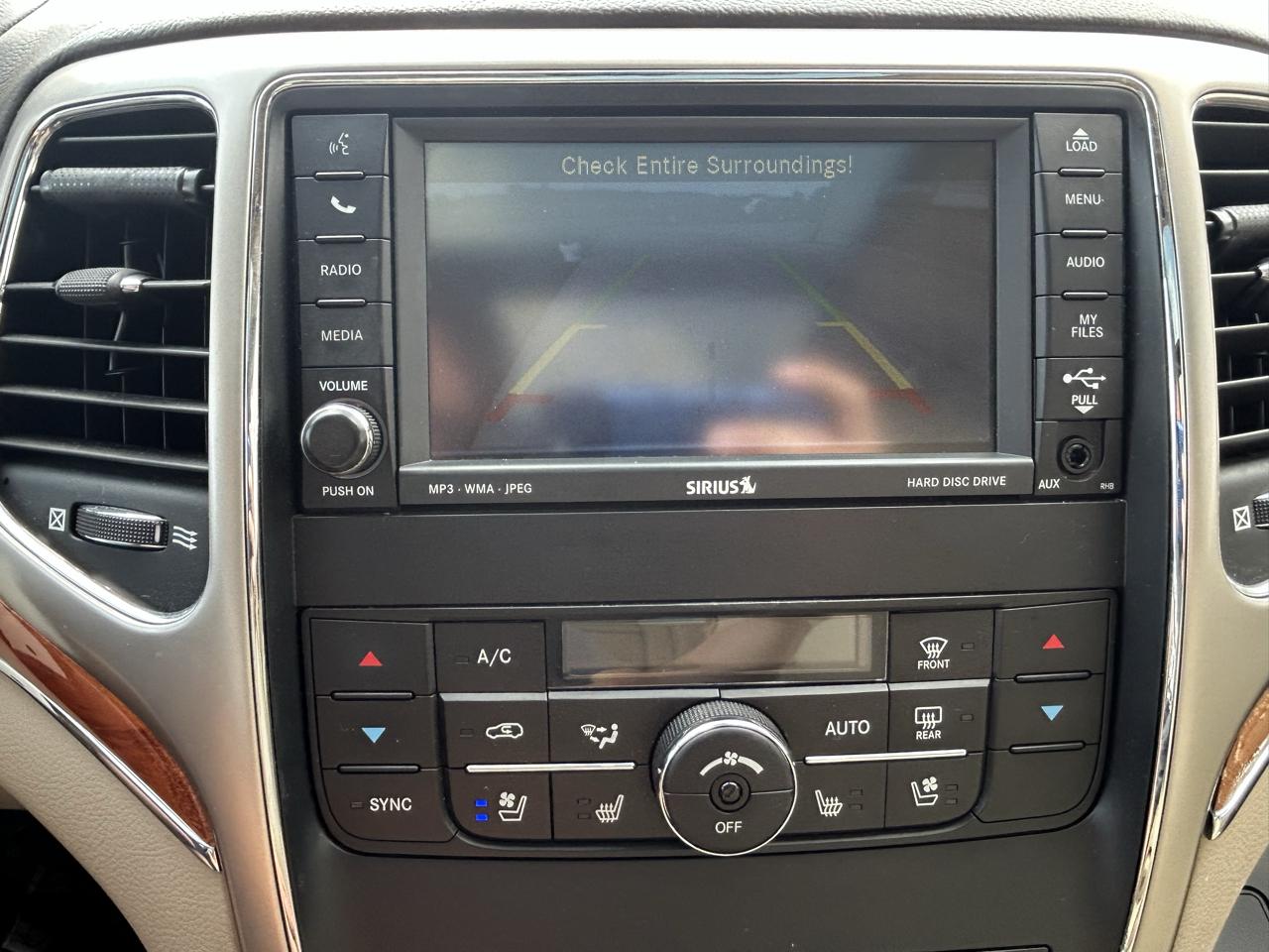 Jeep Grand Cherokee 4WD 4dr Overland 2011