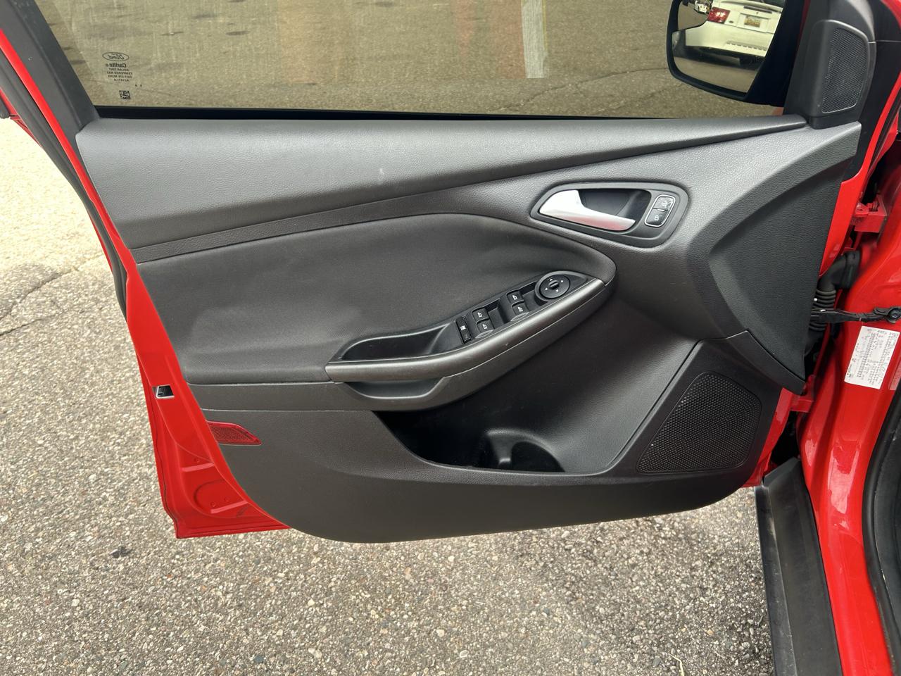Ford Focus 5dr HB SE 2015