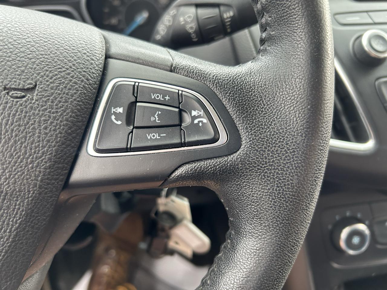 Ford Focus 5dr HB SE 2015