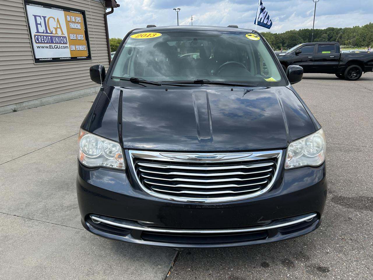 Chrysler Town & Country 4dr Wgn Touring 2013