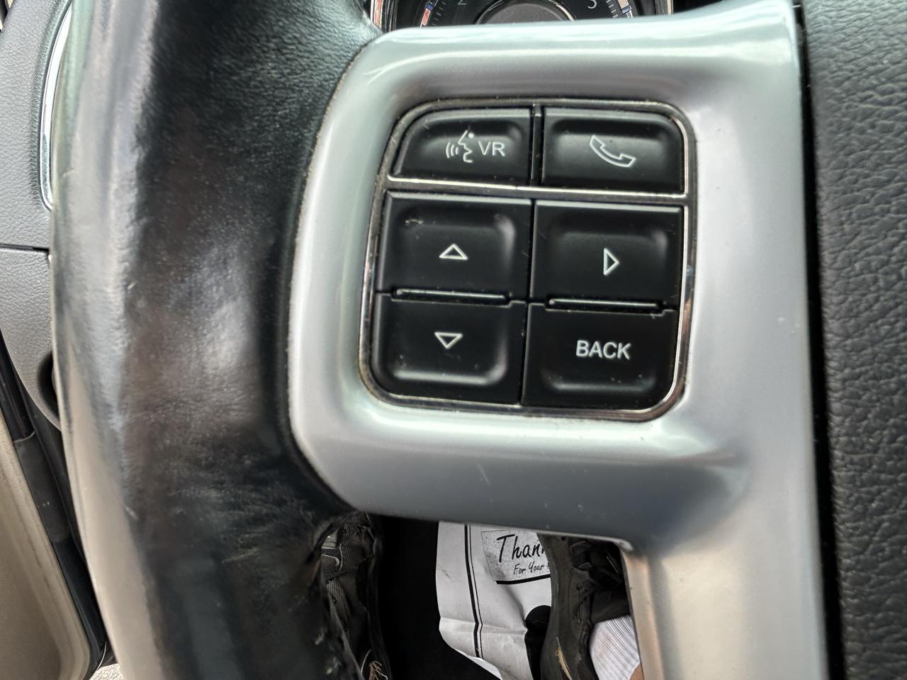 Chrysler Town & Country 4dr Wgn Touring 2013