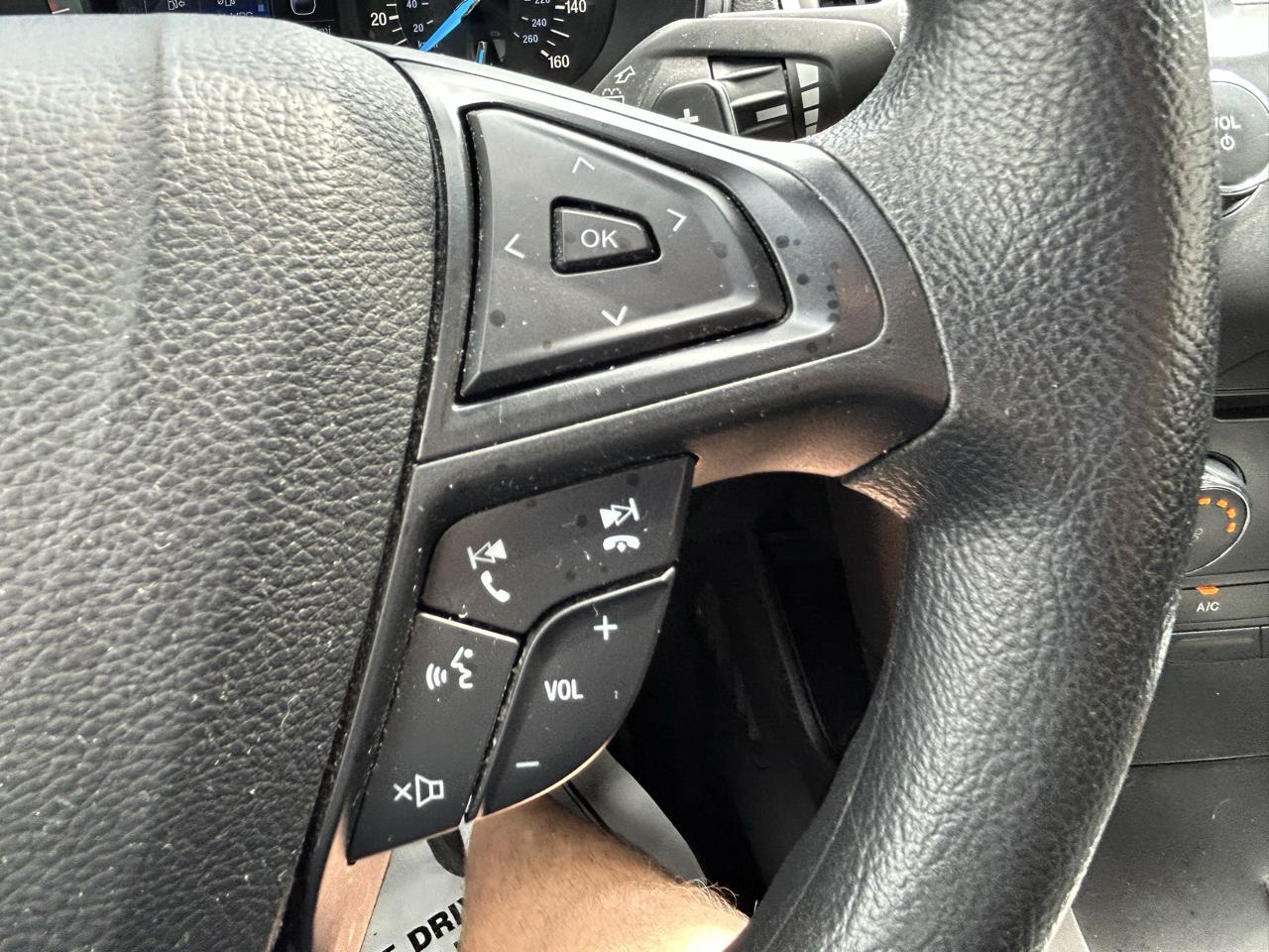 Ford Edge 4dr SE FWD 2016