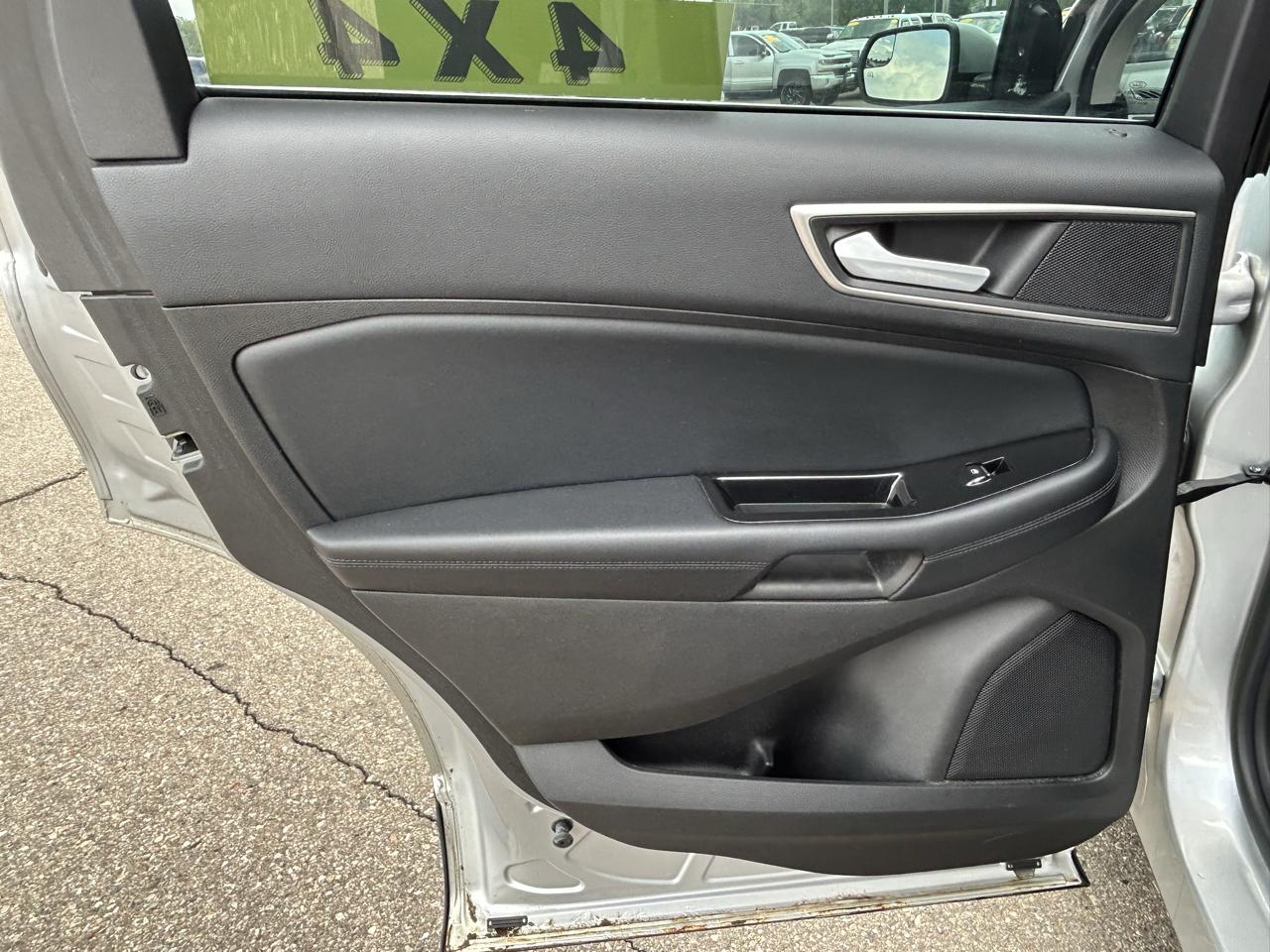 Ford Edge 4dr SEL AWD 2016