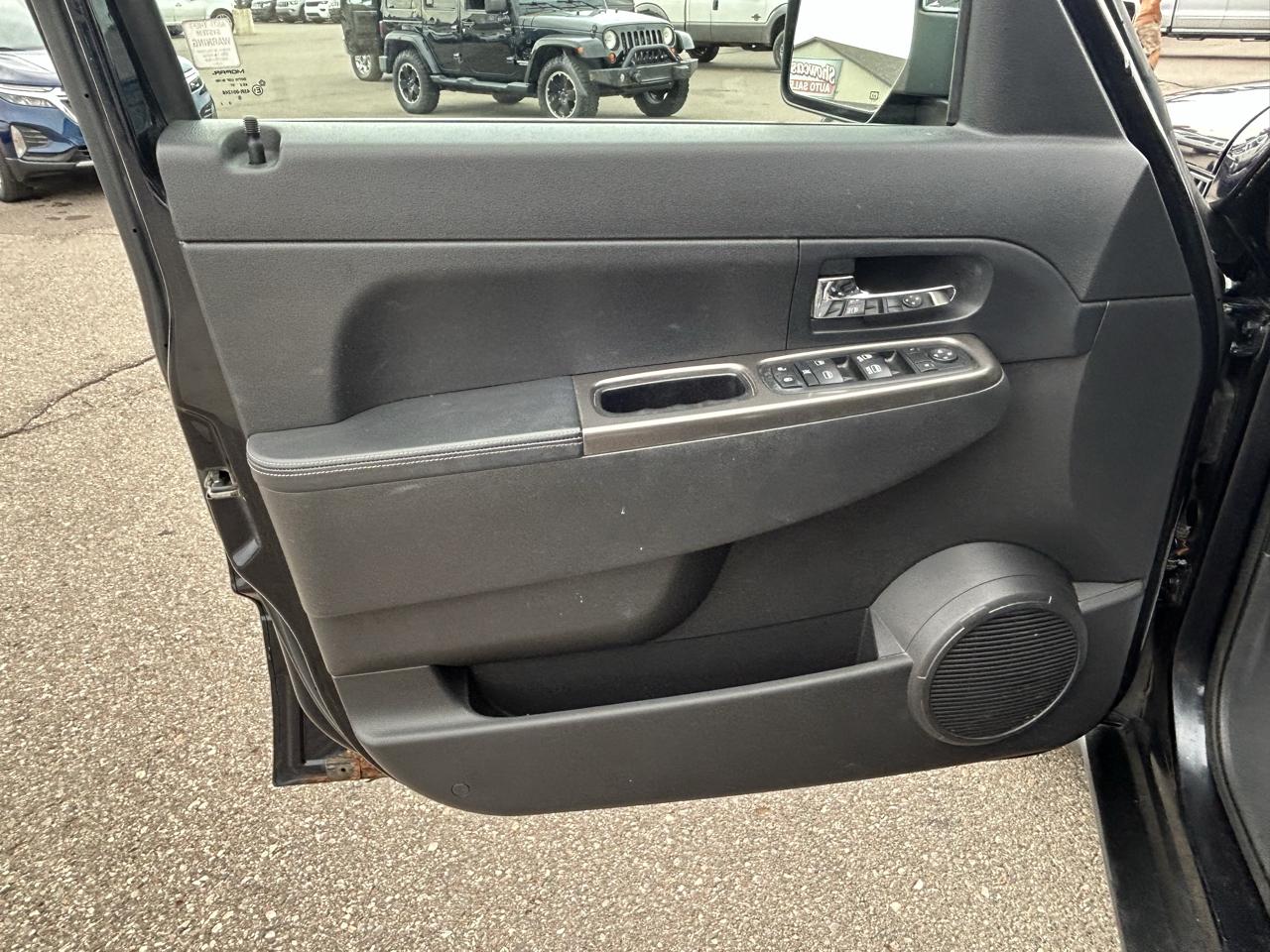 Jeep Liberty 4WD 4dr Limited Jet 2011