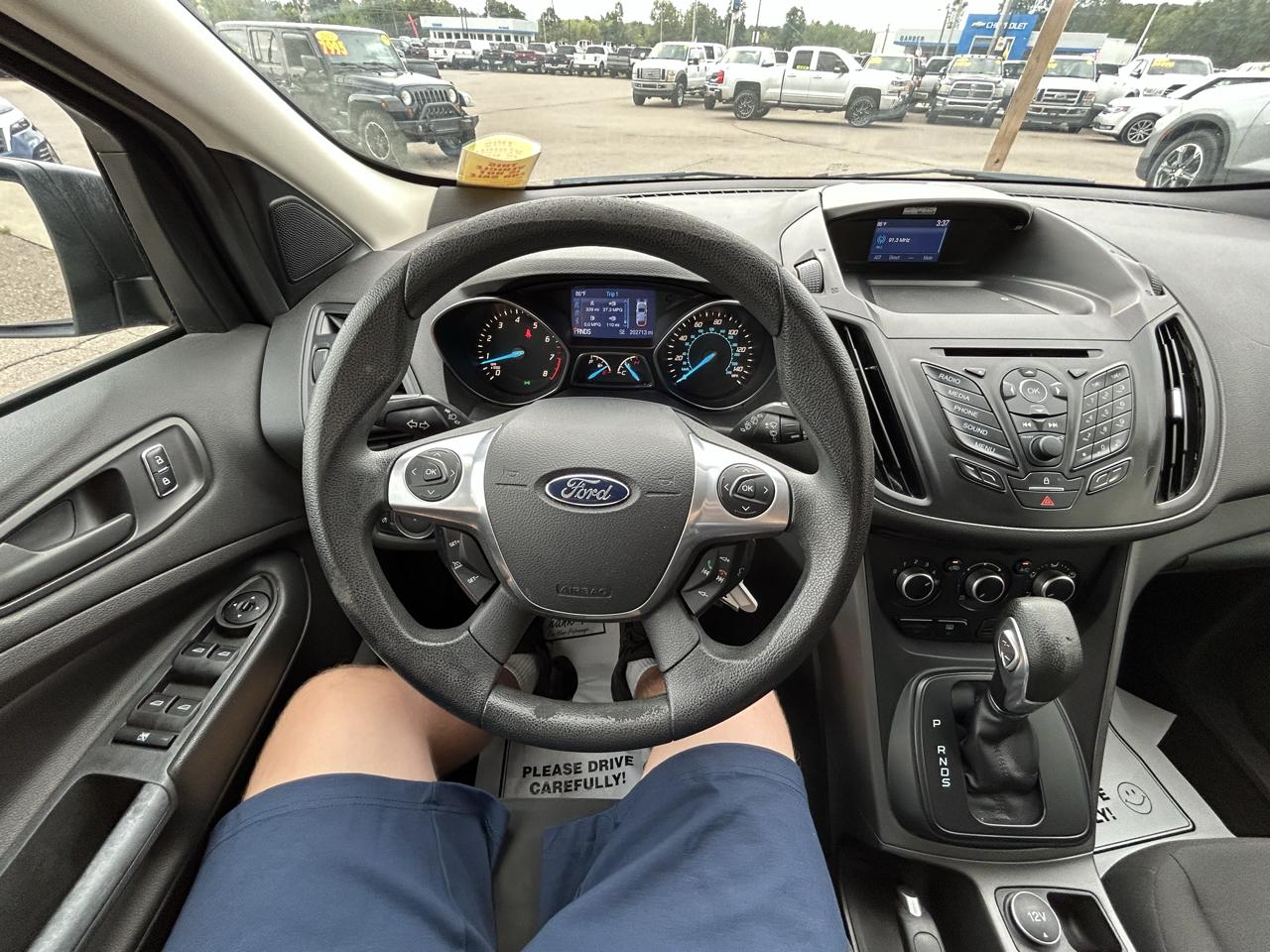 Ford Escape FWD 4dr S 2014
