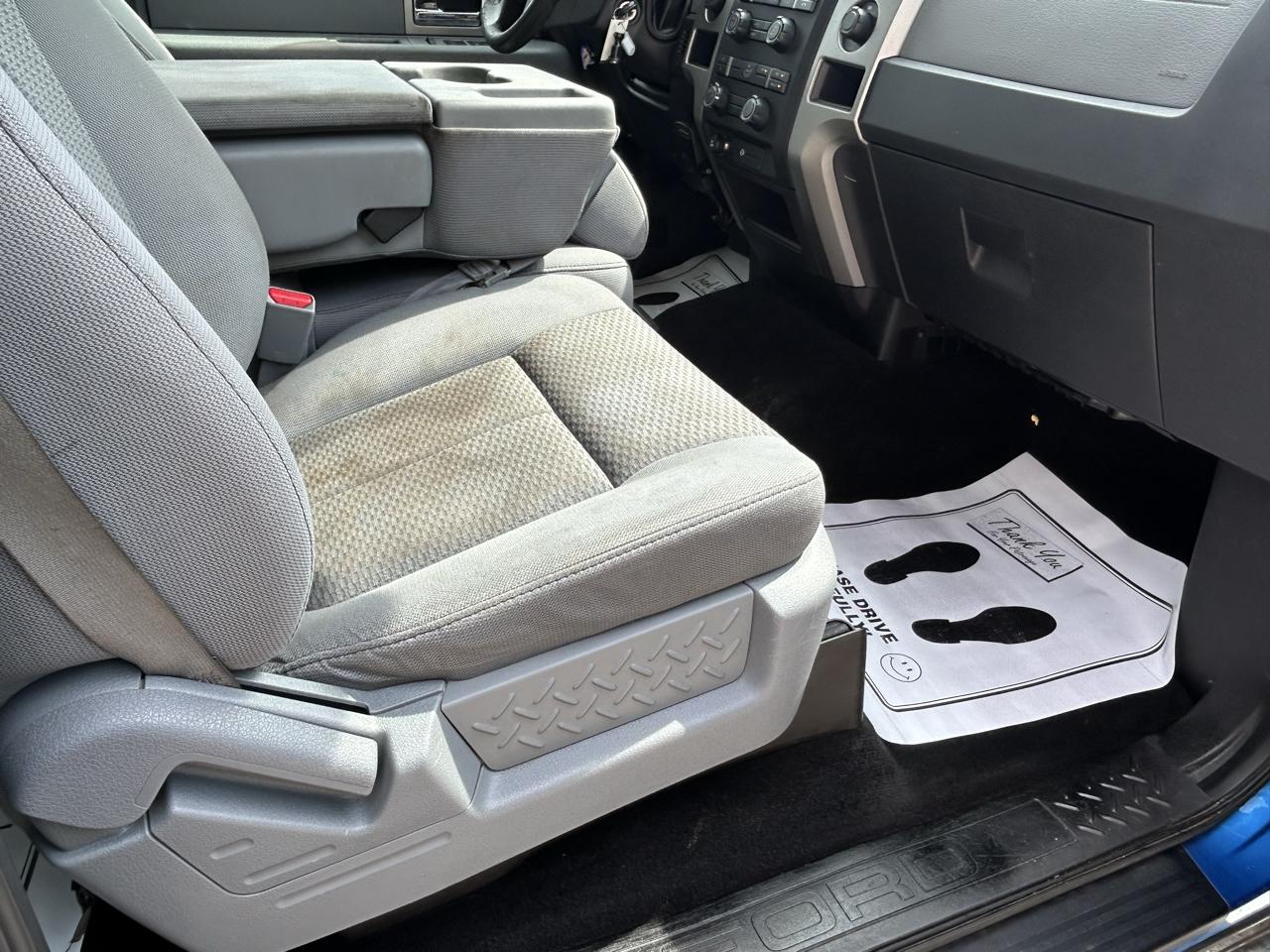 Ford F-150 4WD SuperCrew 145" XLT 2011