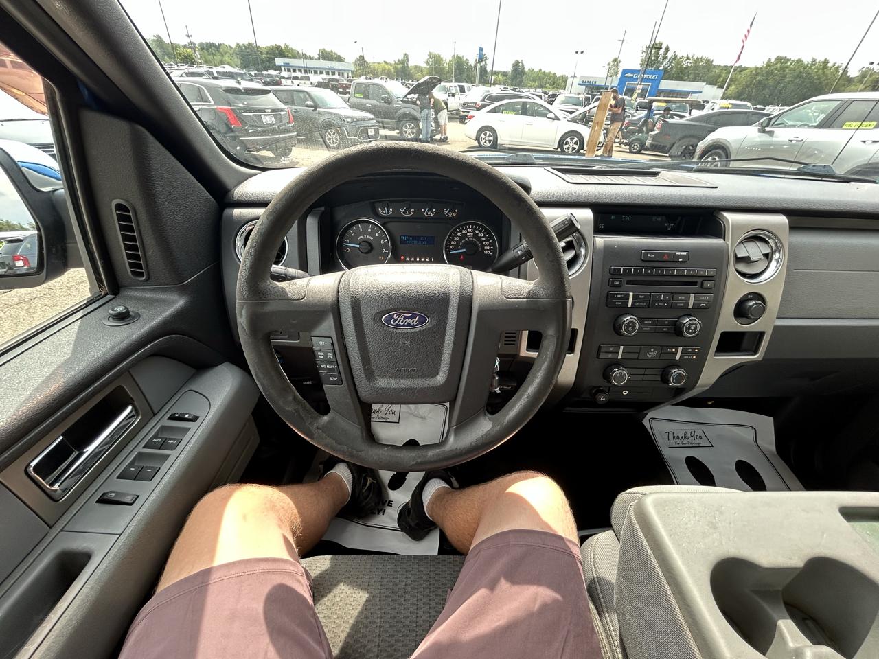 Ford F-150 4WD SuperCrew 145" XLT 2011