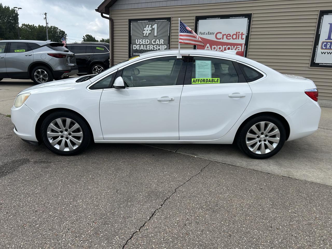 Buick Verano 4dr Sdn w/1SD 2015