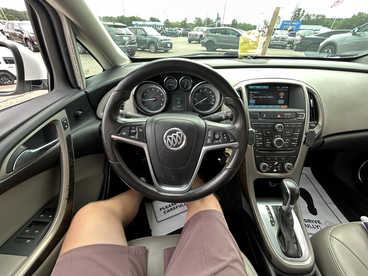 Buick Verano 4dr Sdn w/1SD 2015