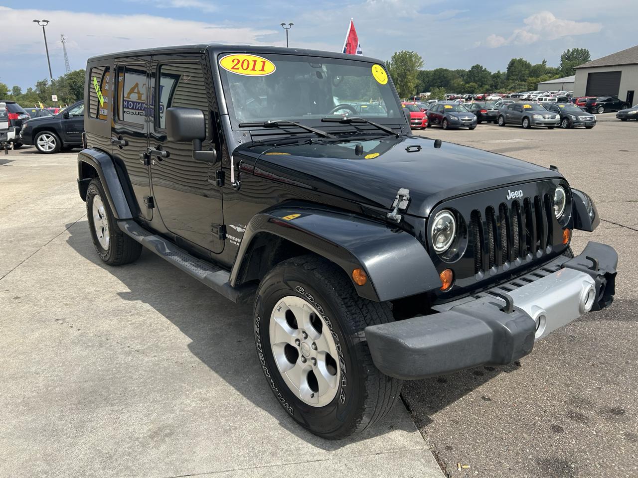 Jeep Wrangler Unlimited 4WD 4dr Sahara 2011