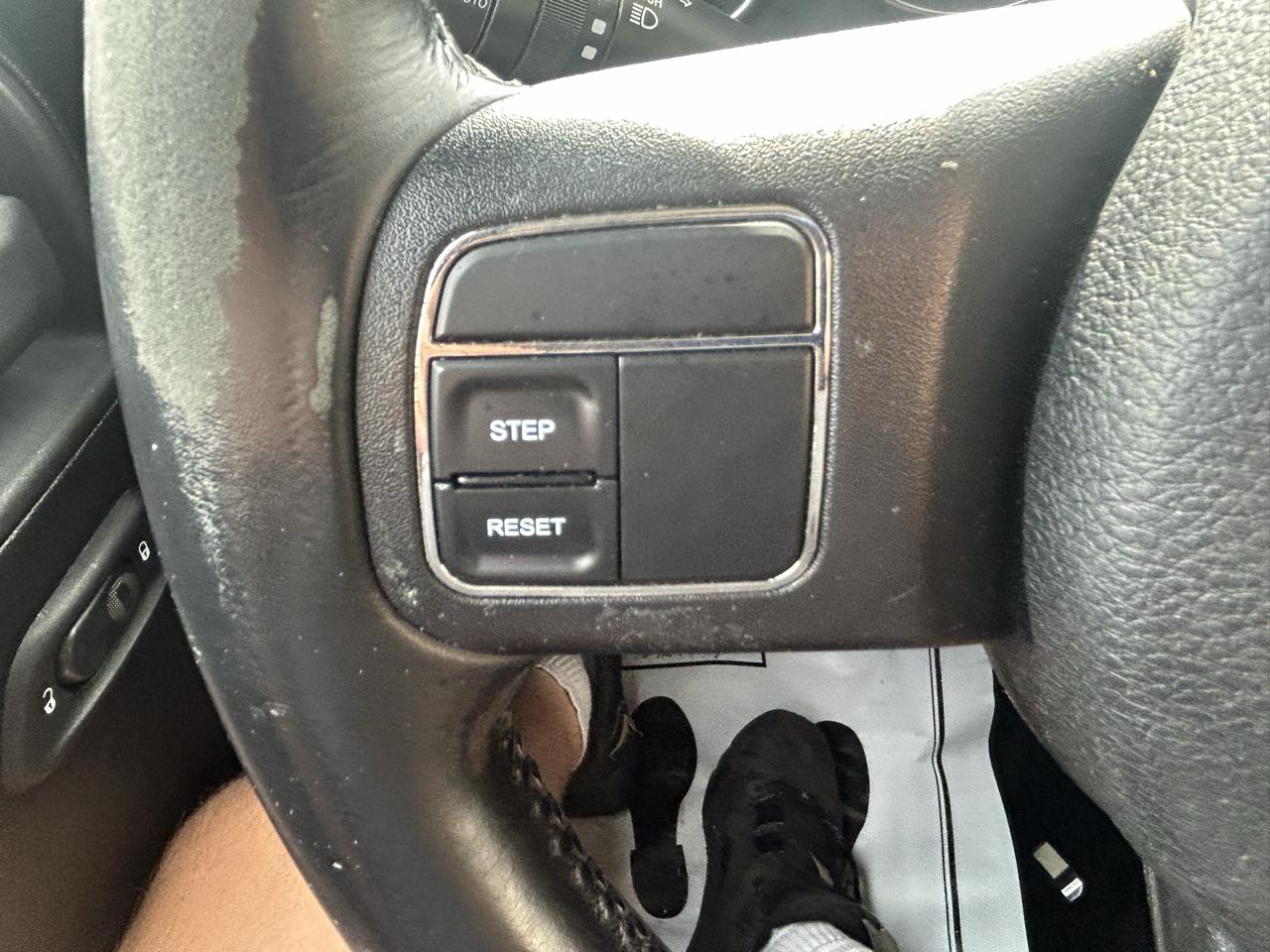 Jeep Wrangler Unlimited 4WD 4dr Sahara 2011