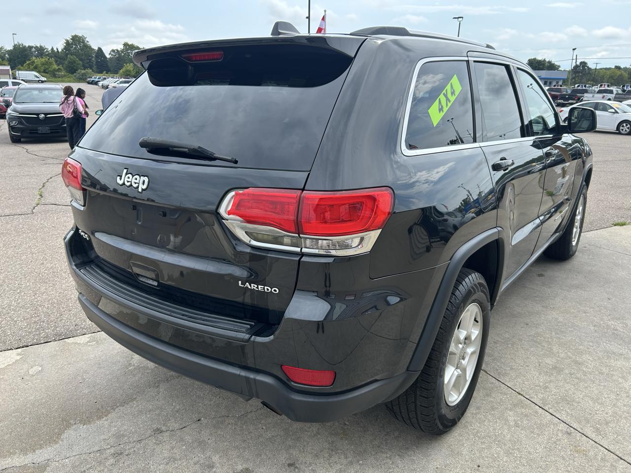 Jeep Grand Cherokee 4WD 4dr Laredo 2016