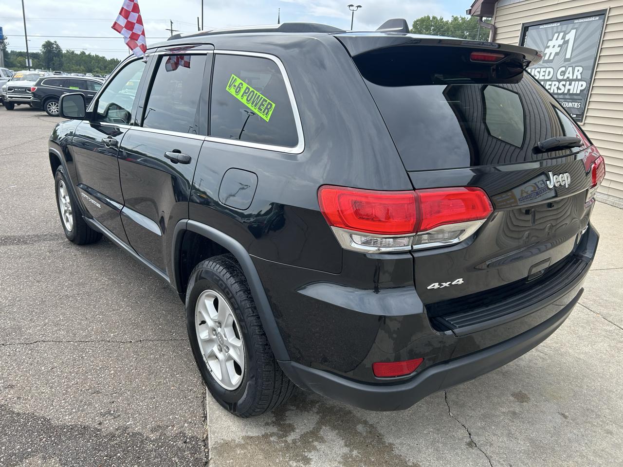 Jeep Grand Cherokee 4WD 4dr Laredo 2016