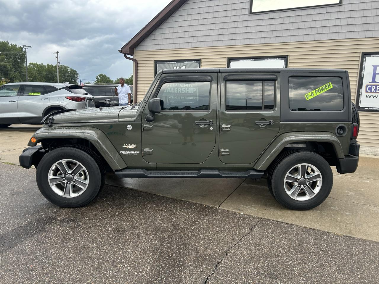 Jeep Wrangler Unlimited 4WD 4dr Sahara 2015