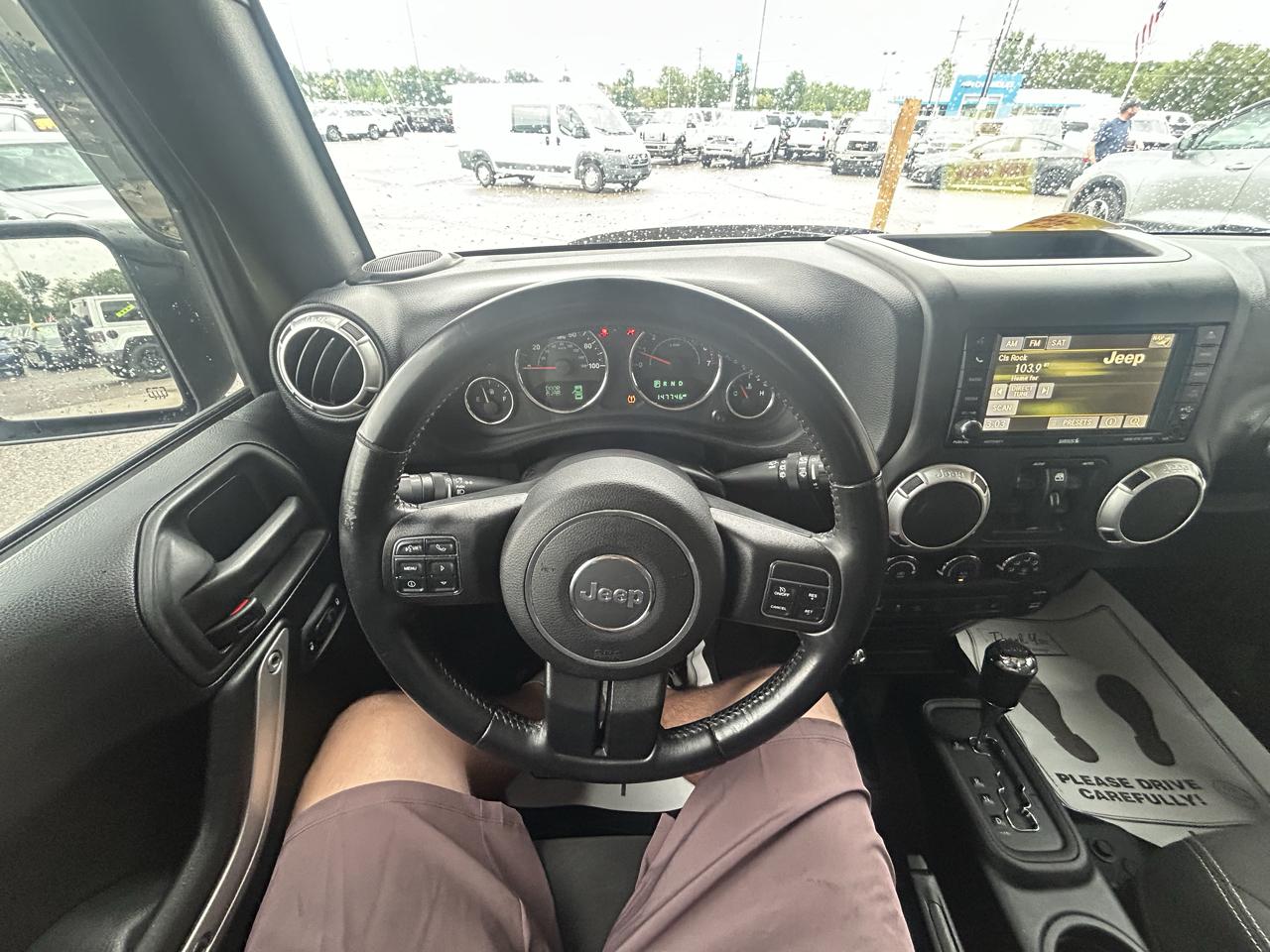 Jeep Wrangler Unlimited 4WD 4dr Sahara 2015