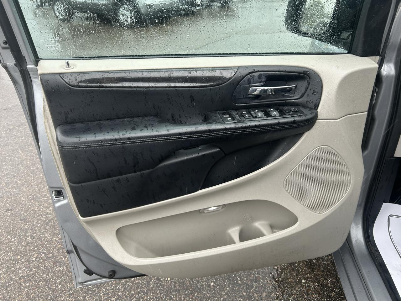 Dodge Grand Caravan 4dr Wgn SXT 2014