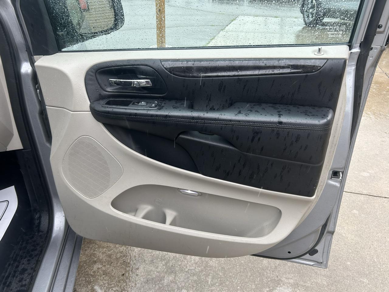 Dodge Grand Caravan 4dr Wgn SXT 2014