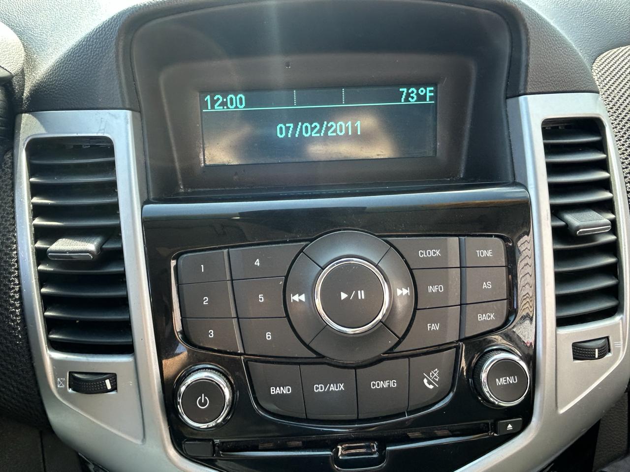 Chevrolet Cruze 4dr Sdn LT w/1LT 2011