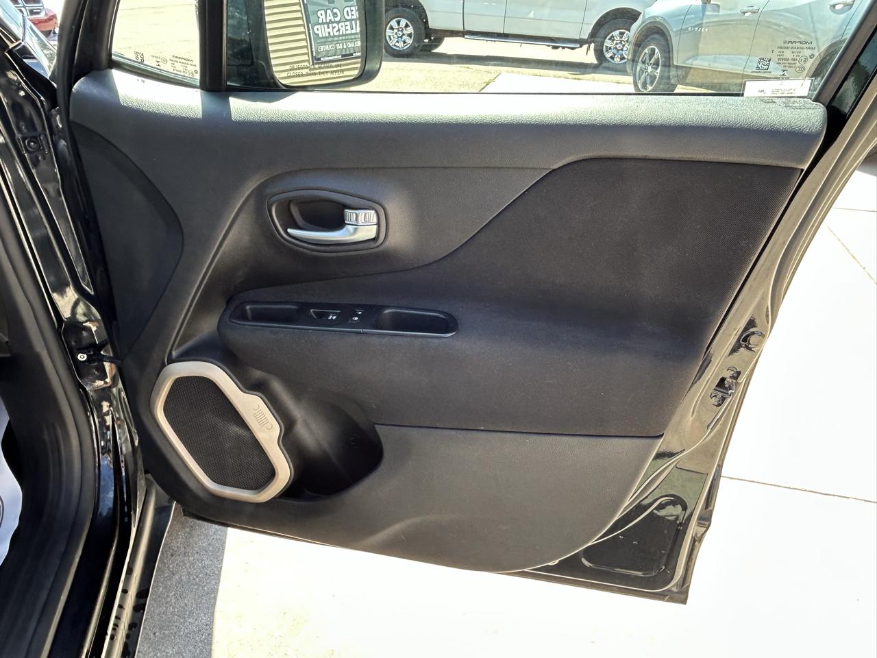 Jeep Renegade 4WD 4dr Latitude 2016