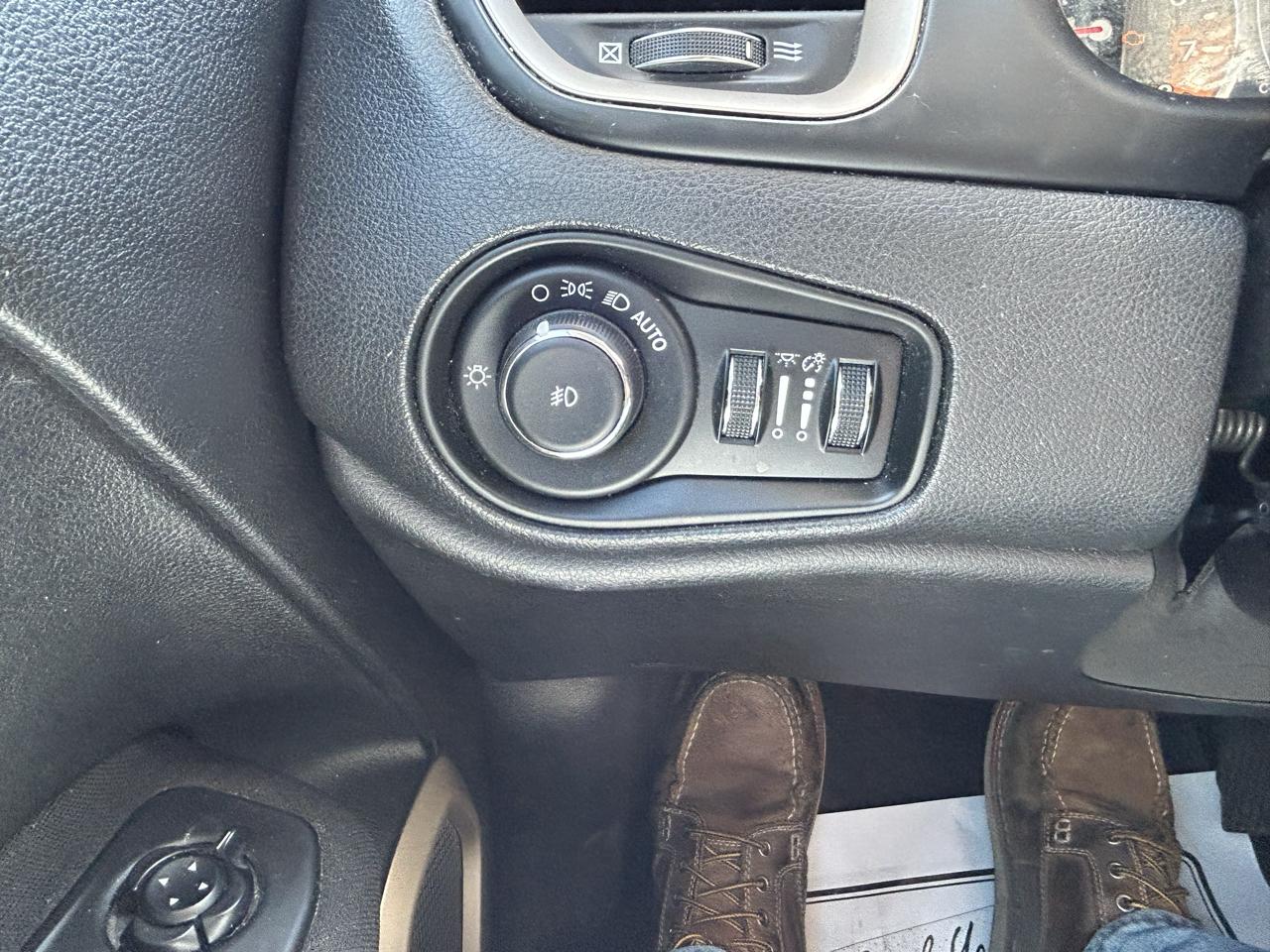 Jeep Renegade 4WD 4dr Latitude 2016