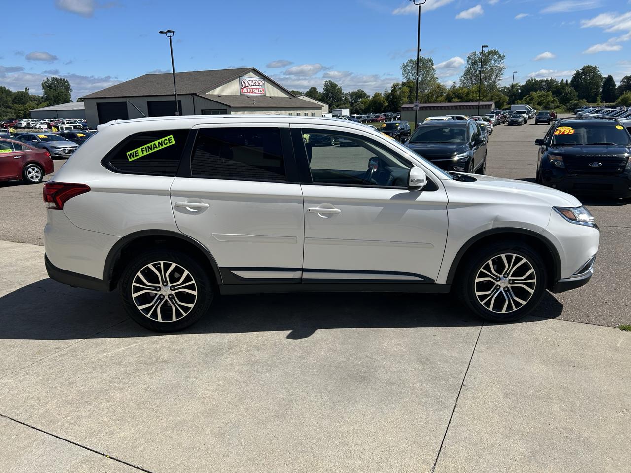 Mitsubishi Outlander AWC 4dr SEL 2016