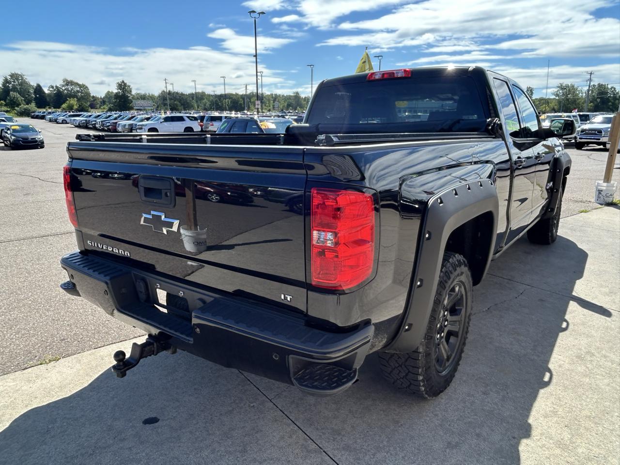 Chevrolet Silverado 1500 4WD Double Cab 143.5" LT w/2LT 2017