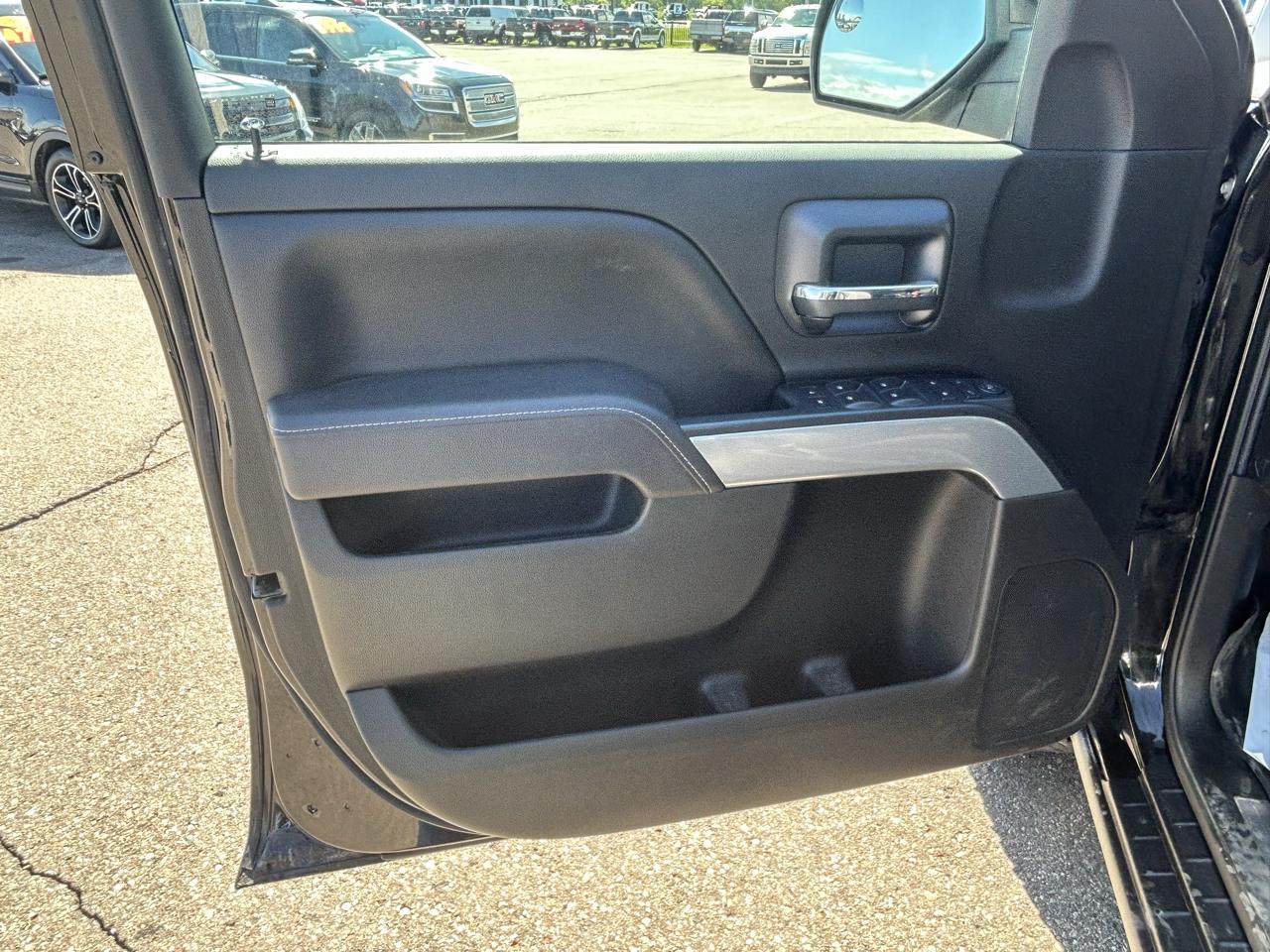 Chevrolet Silverado 1500 4WD Double Cab 143.5" LT w/2LT 2017