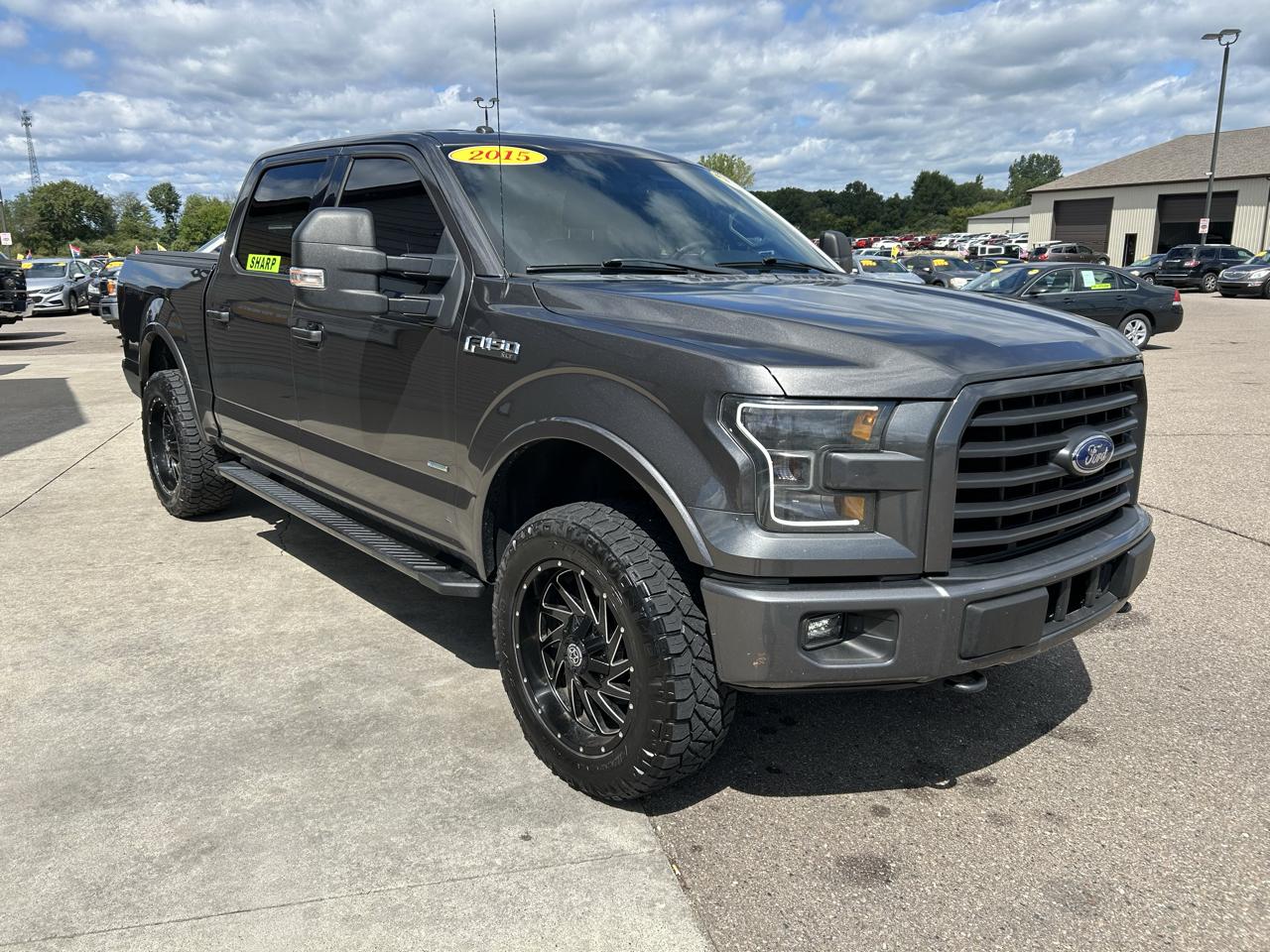 Ford F-150 4WD SuperCrew 145" XLT 2015