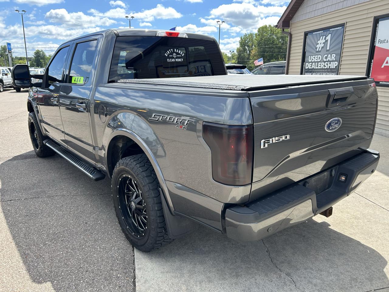 Ford F-150 4WD SuperCrew 145" XLT 2015