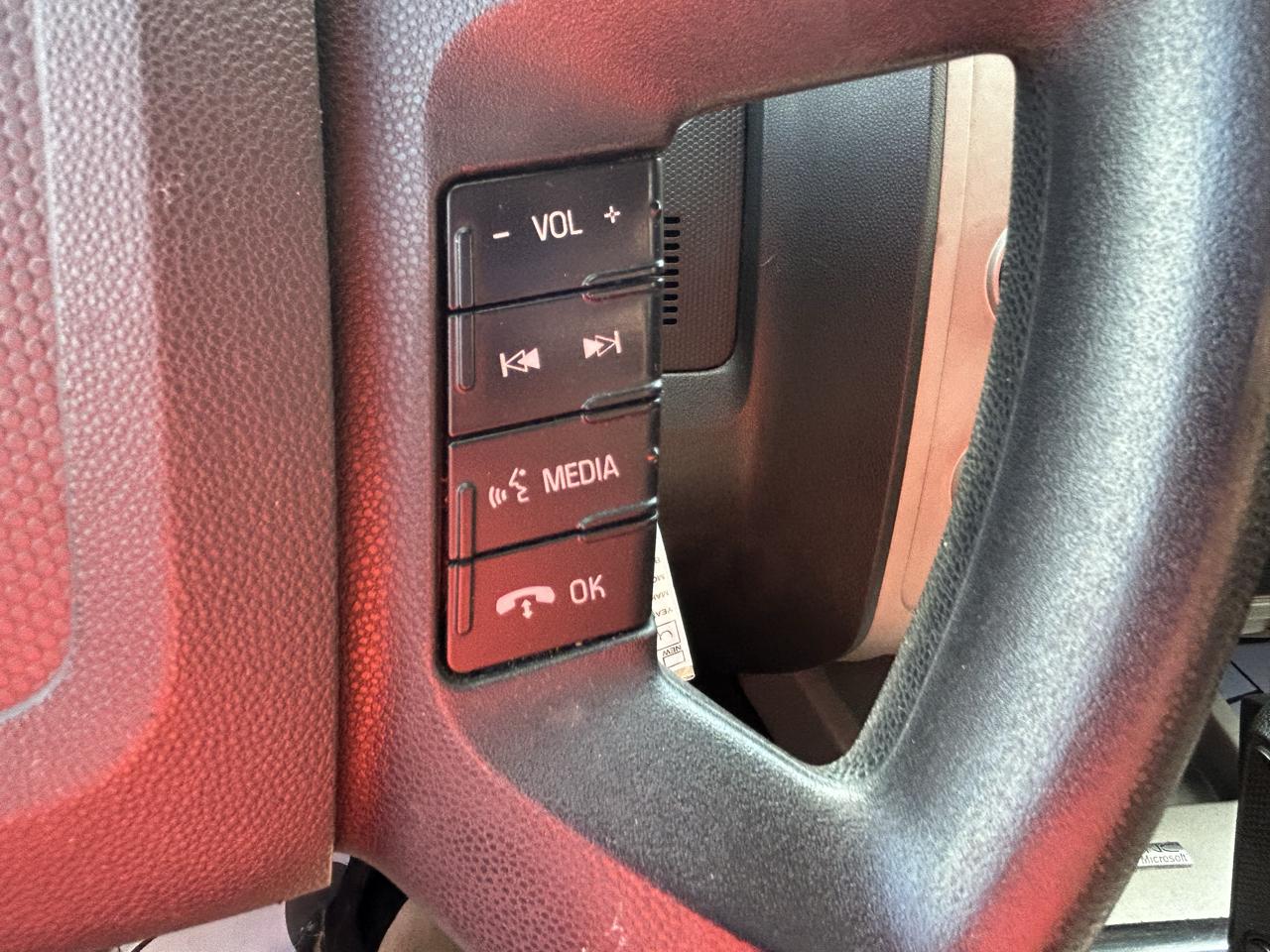 Ford Escape 4WD 4dr XLT 2012