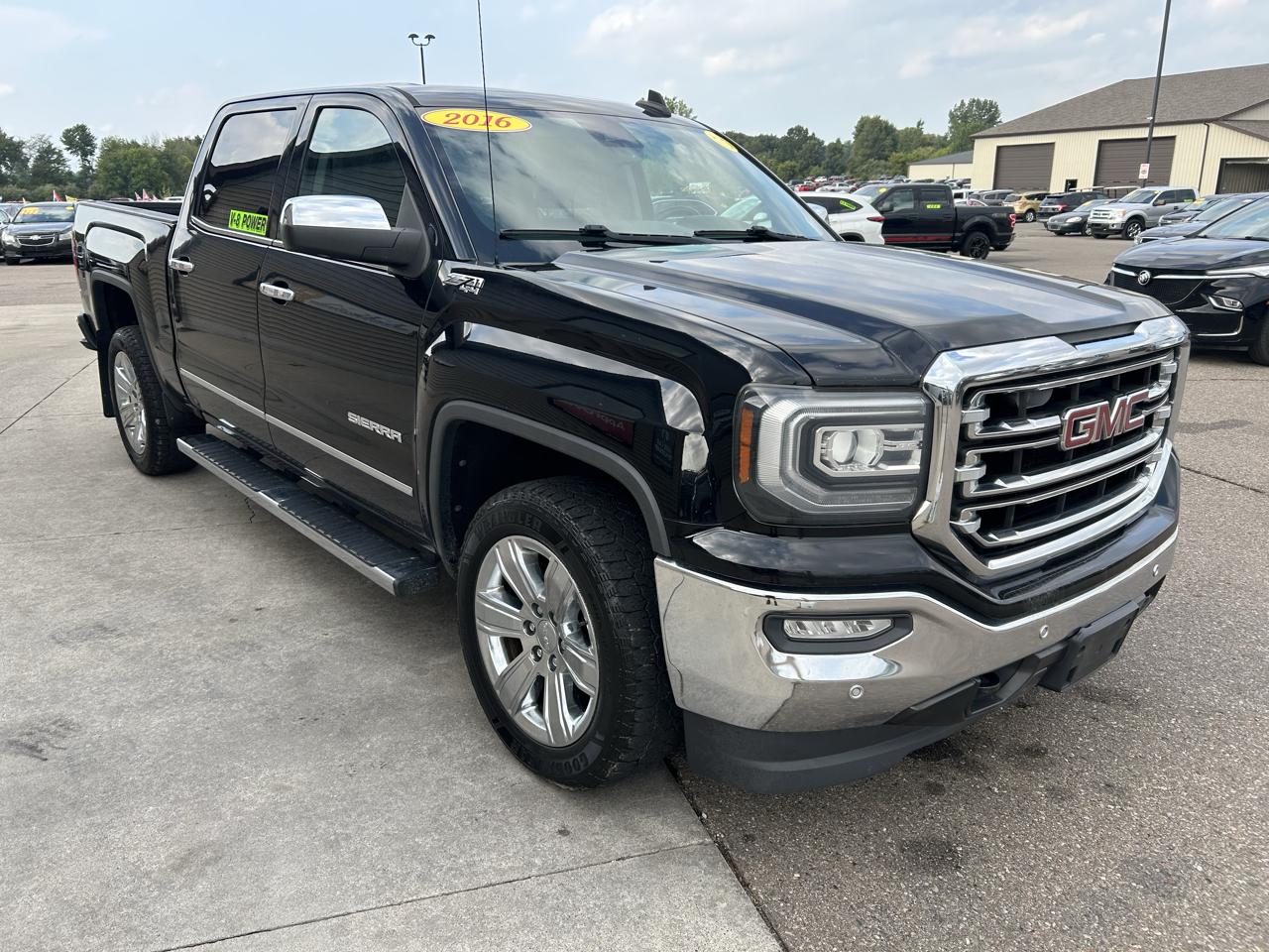 GMC Sierra 1500 4WD Crew Cab 143.5" SLT 2016