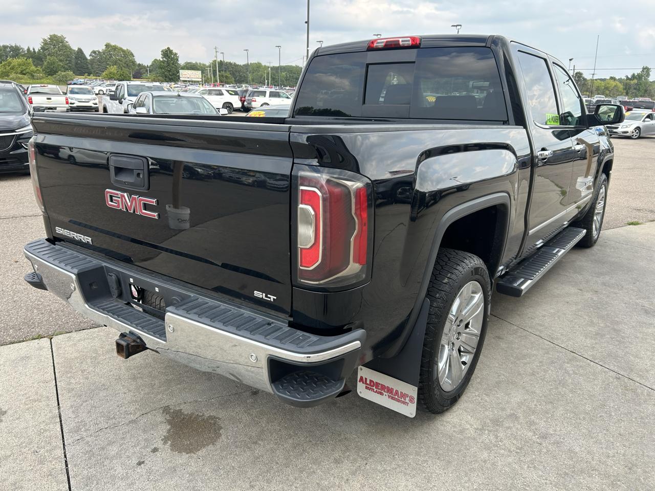 GMC Sierra 1500 4WD Crew Cab 143.5" SLT 2016