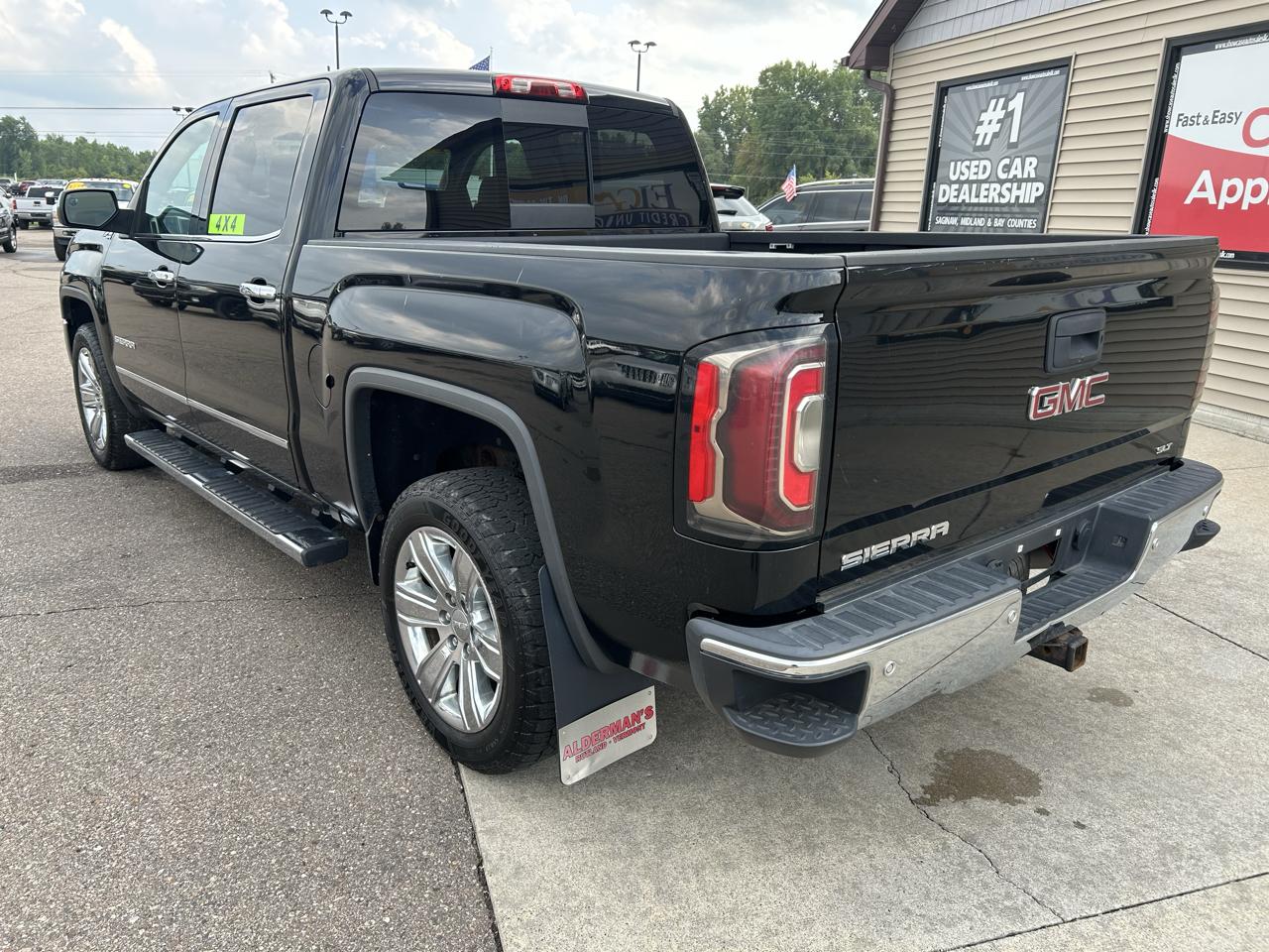GMC Sierra 1500 4WD Crew Cab 143.5" SLT 2016