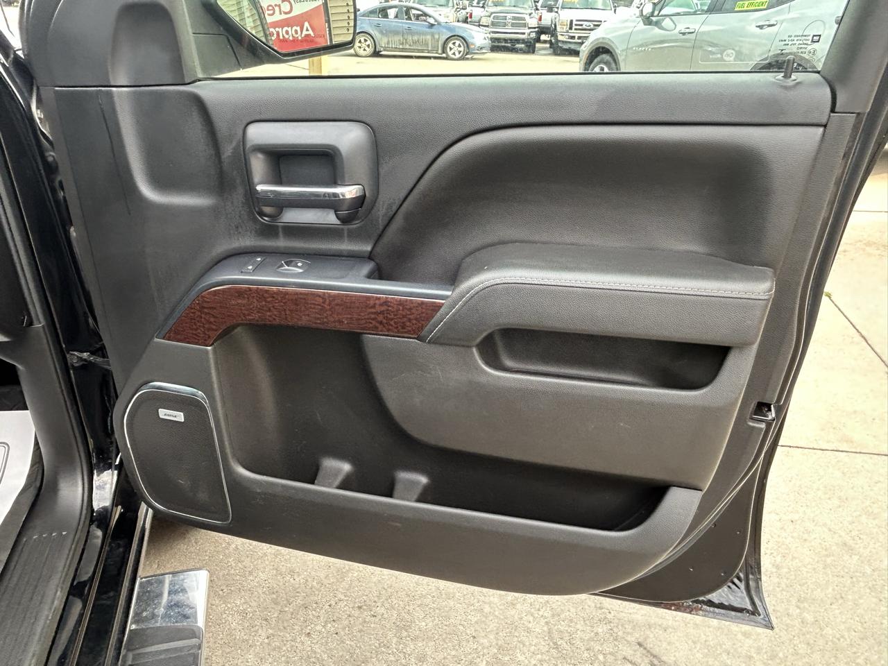 GMC Sierra 1500 4WD Crew Cab 143.5" SLT 2016