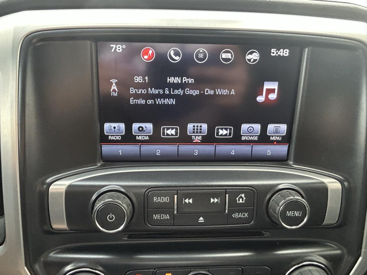 GMC Sierra 1500 4WD Crew Cab 143.5" SLT 2016