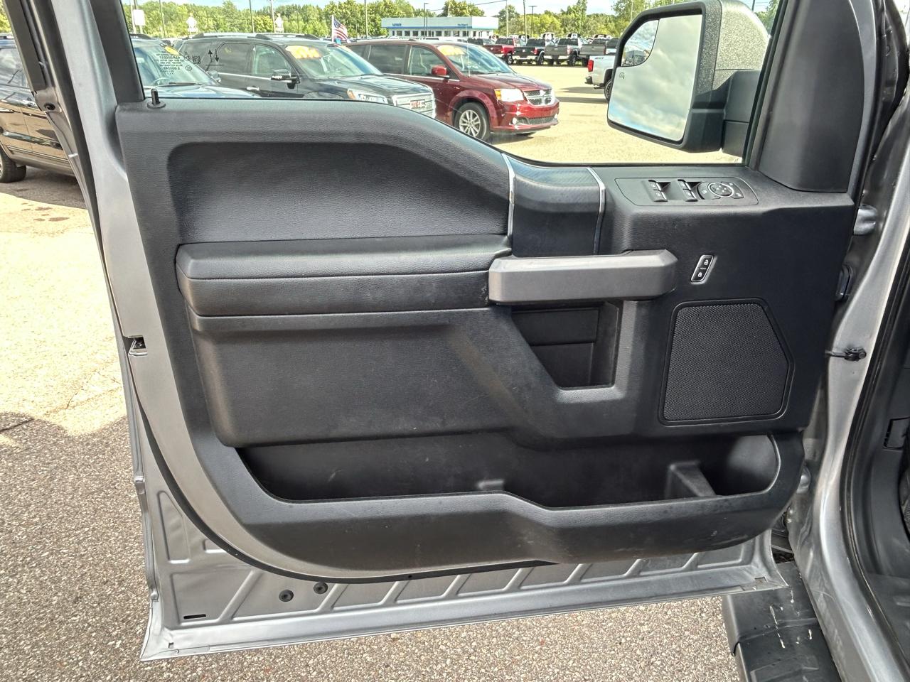 Ford F-150 XLT 4WD SuperCrew 5.5' Box 2020
