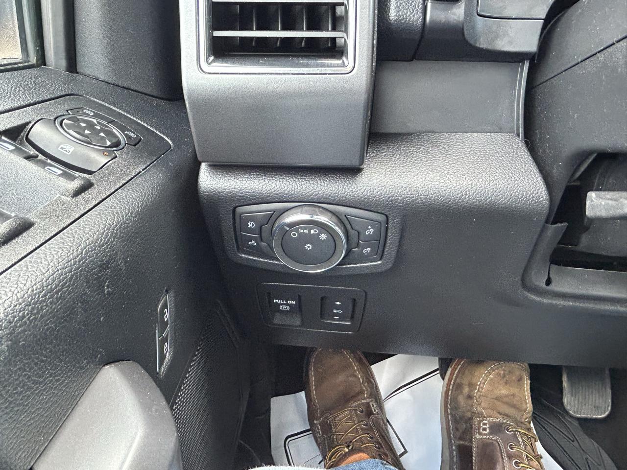 Ford F-150 XLT 4WD SuperCrew 5.5' Box 2020