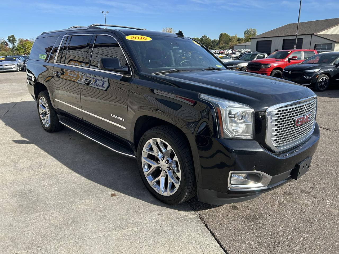 GMC Yukon XL 4WD 4dr Denali 2016