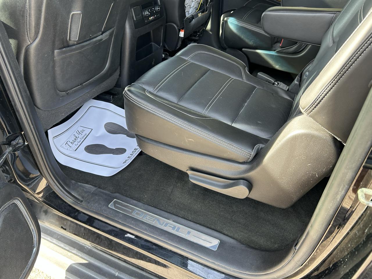 GMC Yukon XL 4WD 4dr Denali 2016