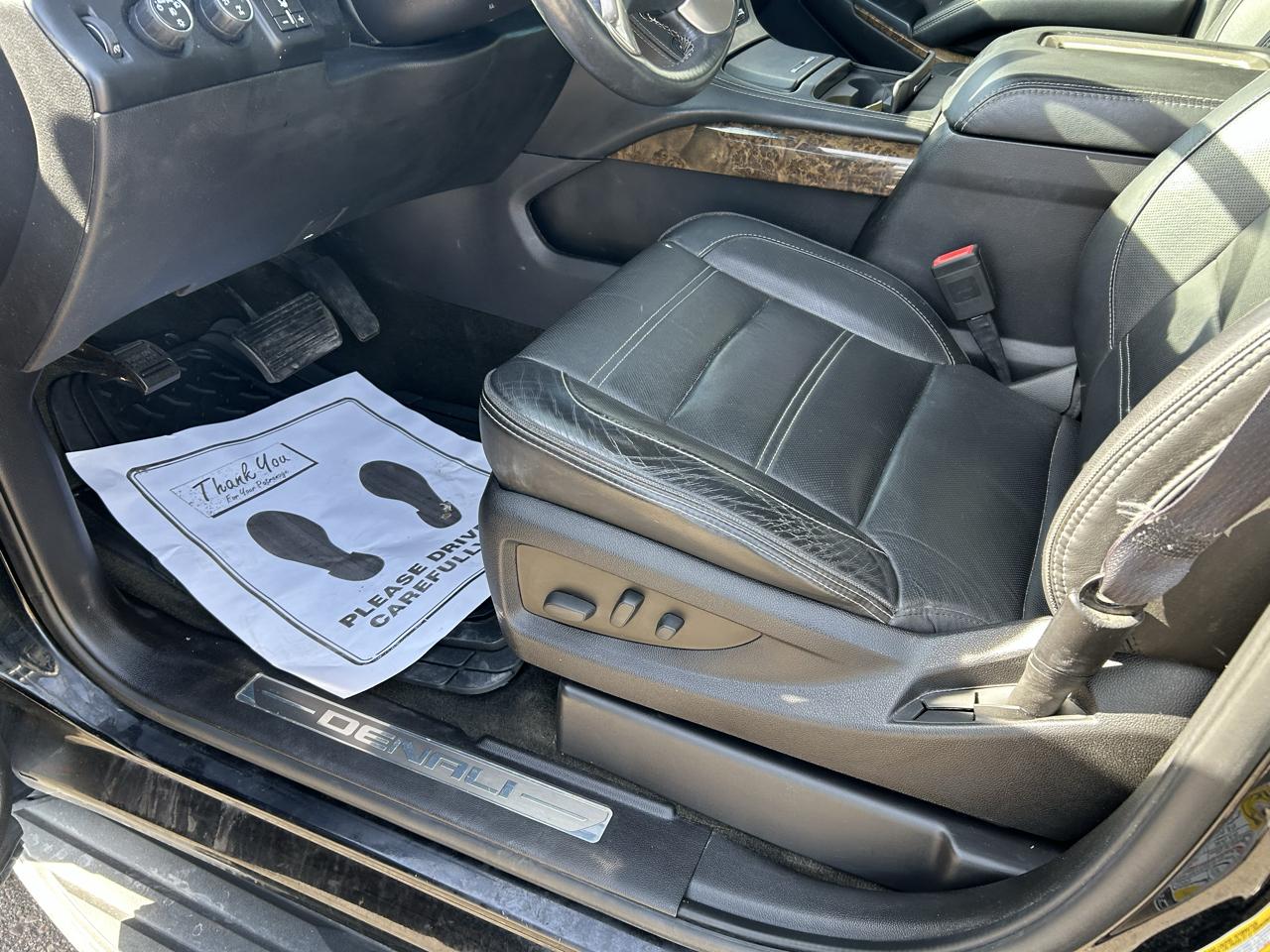 GMC Yukon XL 4WD 4dr Denali 2016