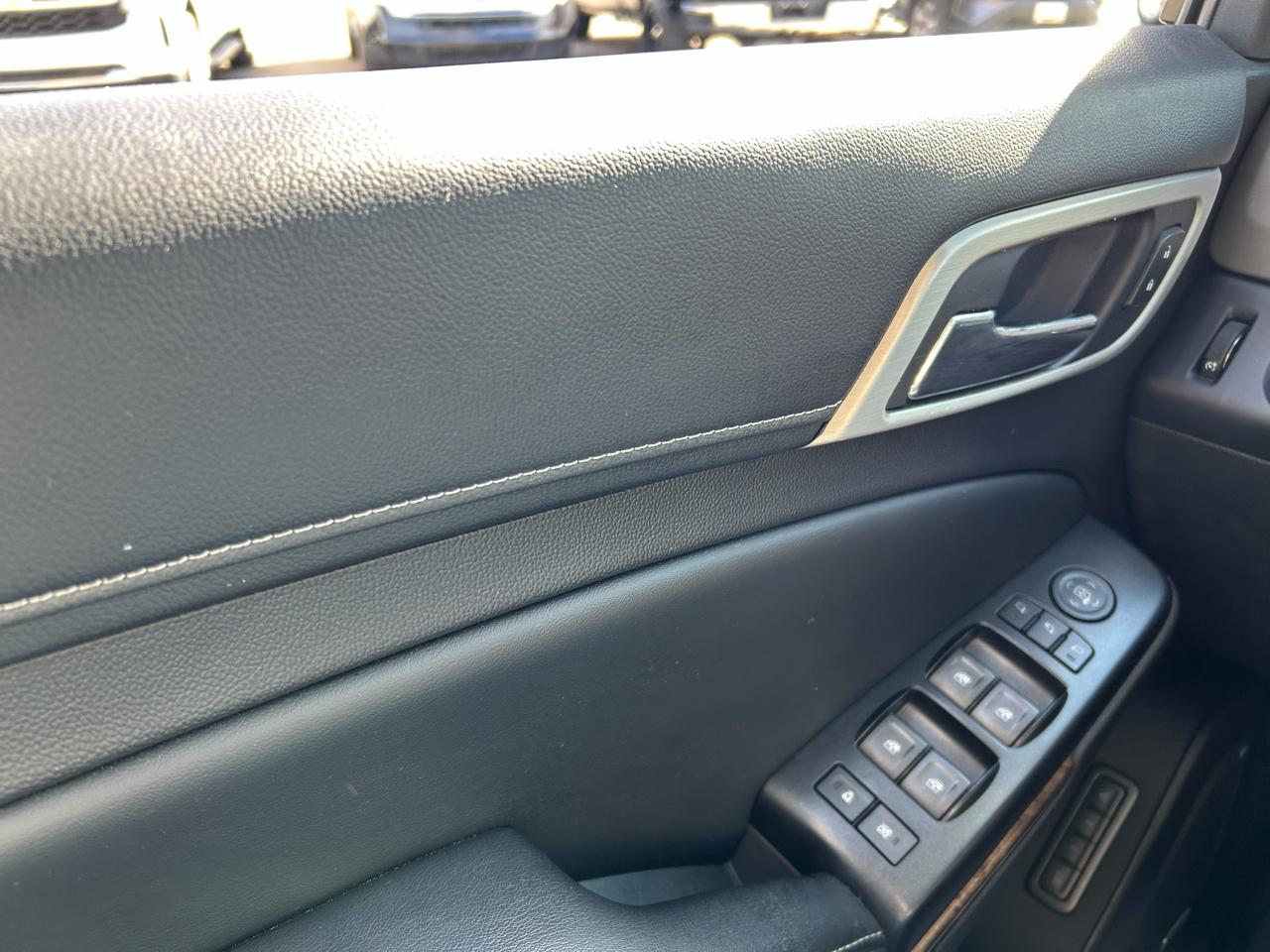 GMC Yukon XL 4WD 4dr Denali 2016