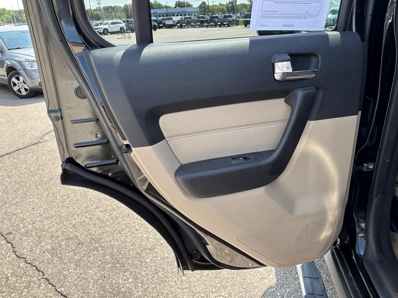 HUMMER H3 4dr 4WD SUV 2006