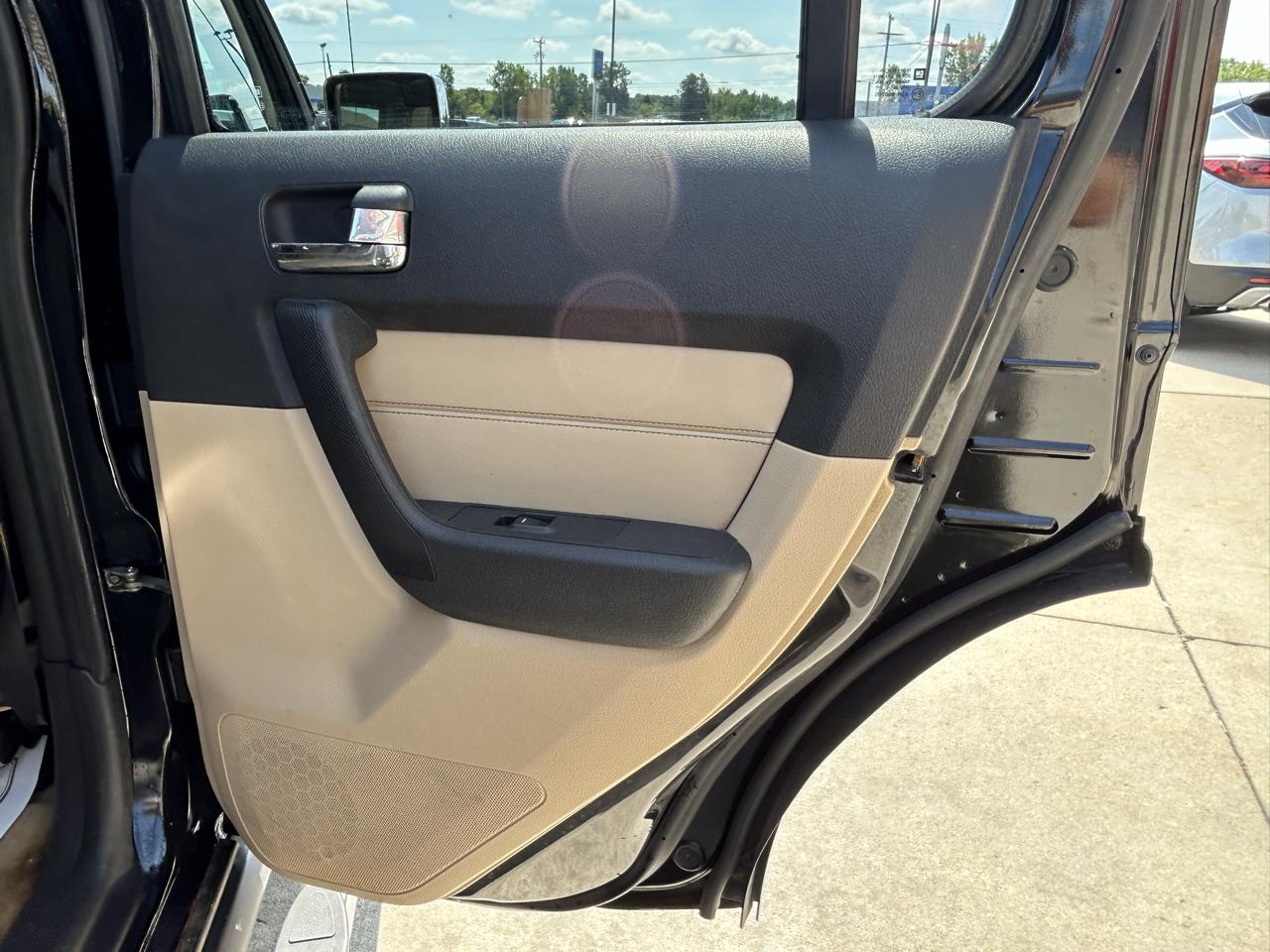 HUMMER H3 4dr 4WD SUV 2006