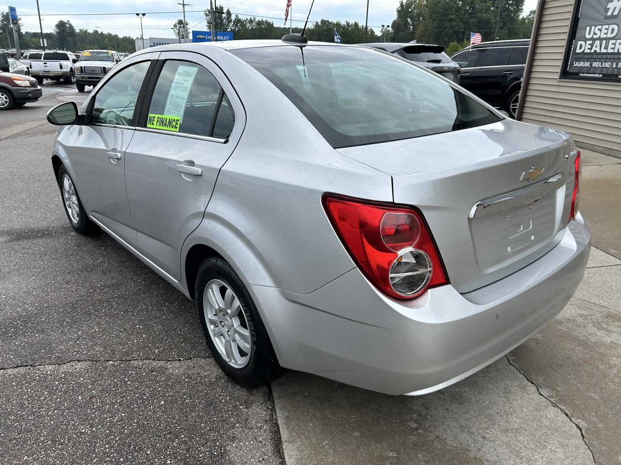 Chevrolet Sonic 4dr Sdn Auto LT 2015