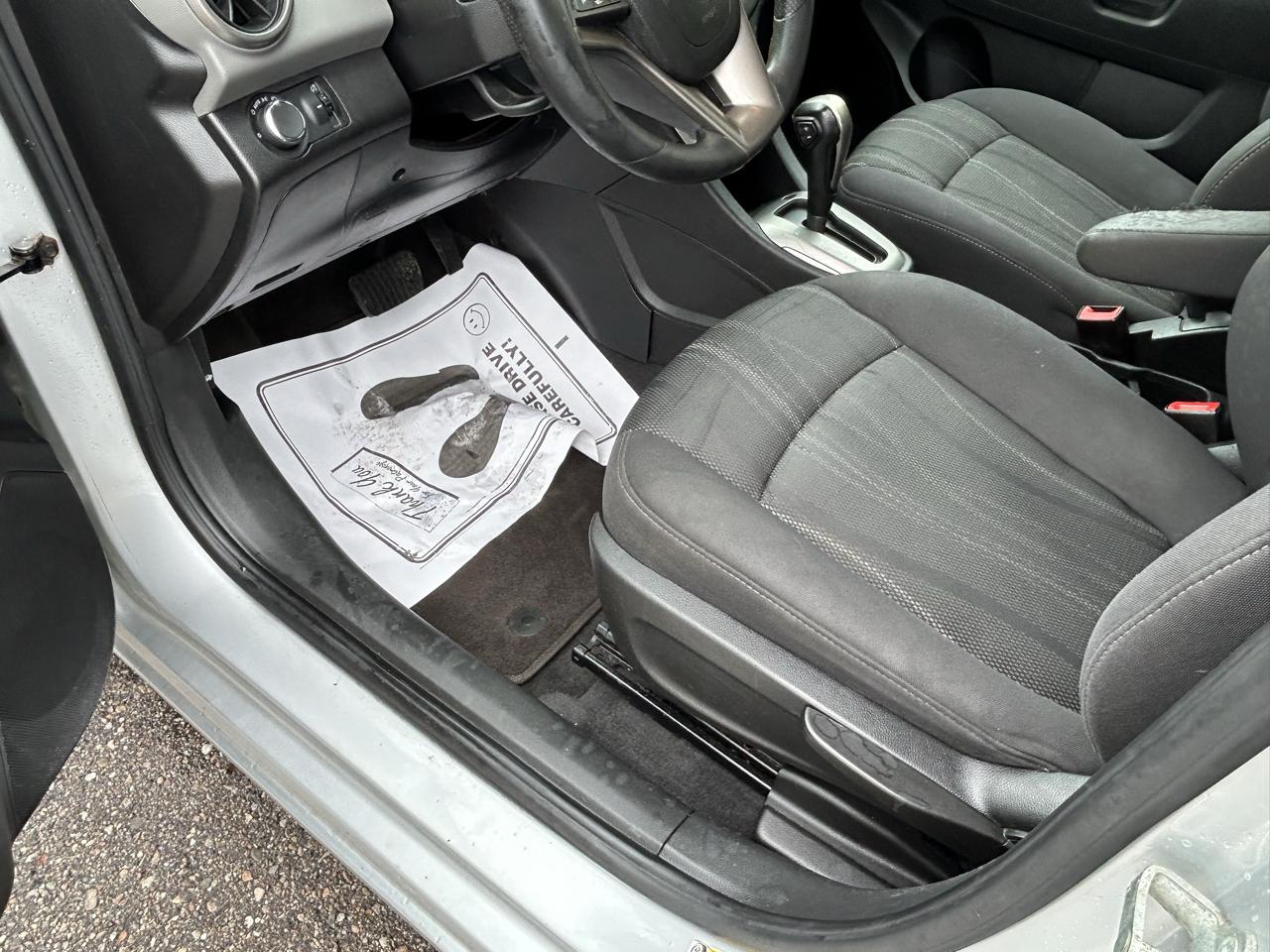Chevrolet Sonic 4dr Sdn Auto LT 2015