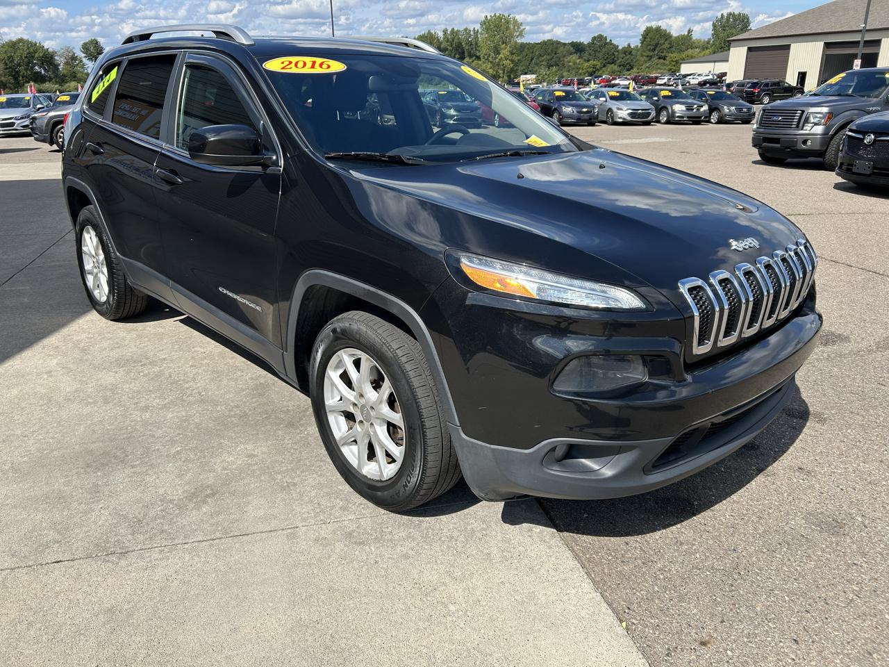 Jeep Cherokee 4WD 4dr Latitude 2016