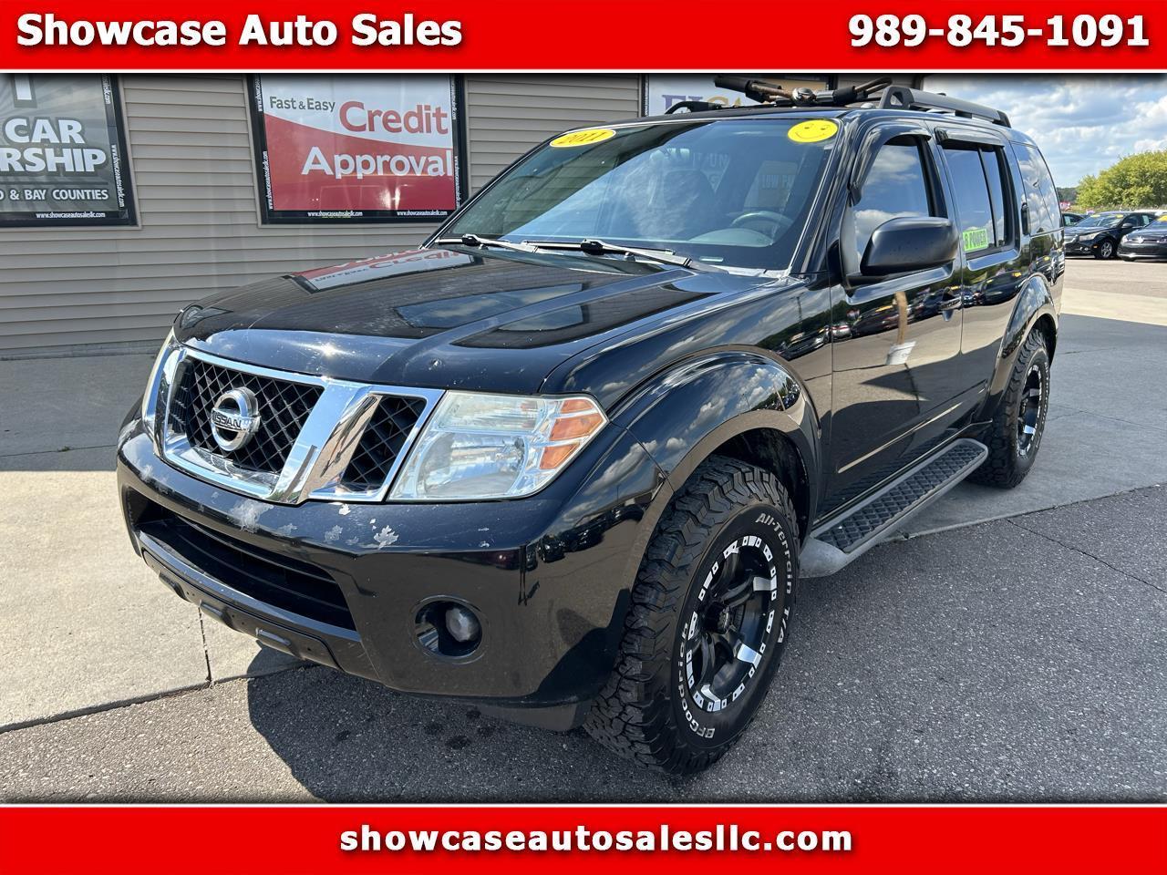 Nissan Pathfinder 4WD 4dr V6 S 2011